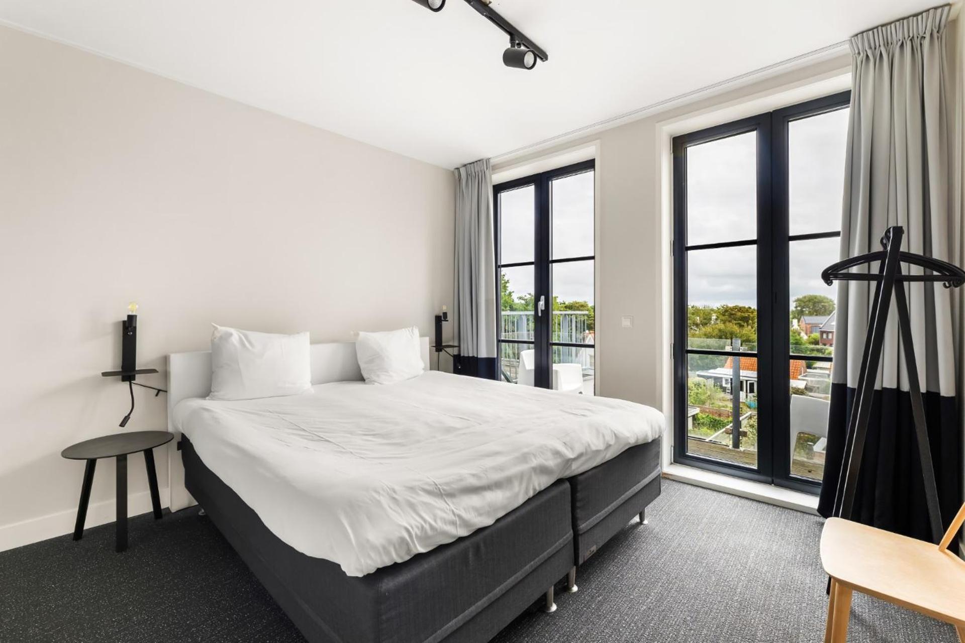 Zeayou Zeeland - Appartementen Markt 4 & 4A Domburg Dış mekan fotoğraf